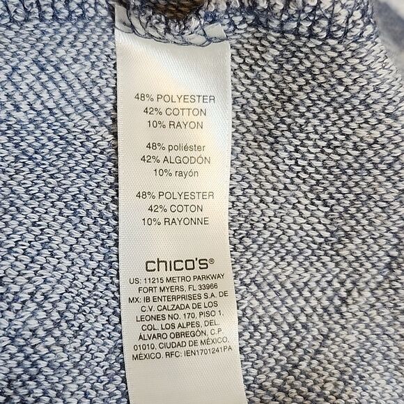 5/$55 Chico's cotton blend blue & white scroll floral top, size US 12 - Picture 7 of 9